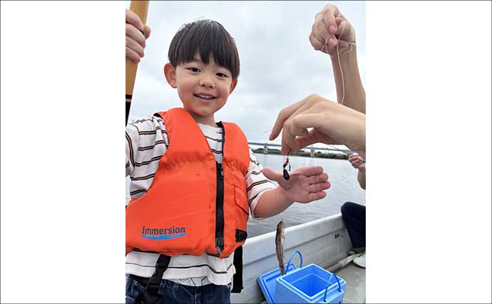 子どもたちとボートでハゼ釣り！ 魚だけでなく貝殻や海藻まで釣れて大盛り上がり【林遊船】