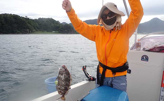 昔ながらの手釣り「カッタクリ」で青物入れ食い！ クーラー満タンで予定より早く帰港【沼津】
